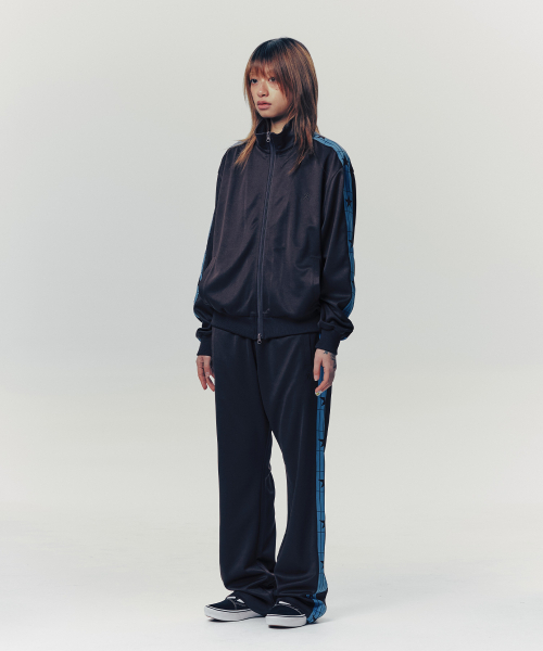 ISTKUNST（イストクンスト）の「IK TRACK JERSEY PANTS_BROWN(IK2FSMPA10A)（スウェットパンツ・レディース・ブラウン・S/M/L）」の12枚目の写真