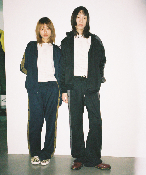 ISTKUNST（イストクンスト）の「IK TRACK JERSEY PANTS_BROWN(IK2FSMPA10A)（スウェットパンツ・レディース・ブラウン・S/M/L）」の15枚目の写真