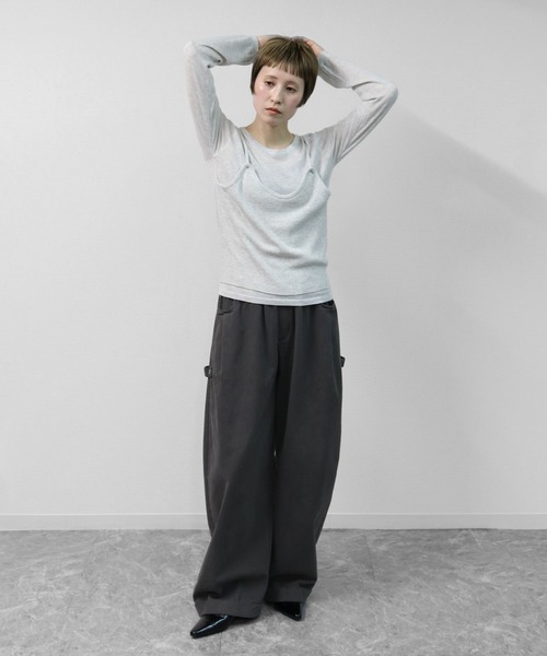 THE CELL.(ザセルドット)の「【WEB限定商品】キャミソールレイヤードソフトタッチニット LAYERED CAMISOLE SOFT-TOUCH KNIT(ニット/セーター・レディース・アイボリー/グレー・FREE)」の3枚目の写真