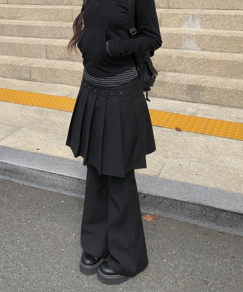 LYEON(リヨン)の「アイレットデザインレイヤードプリーツスカートフレアパンツ(その他パンツ・レディース・チャコールグレー/ブラウン/ブラック・FREE)」の18枚目の写真