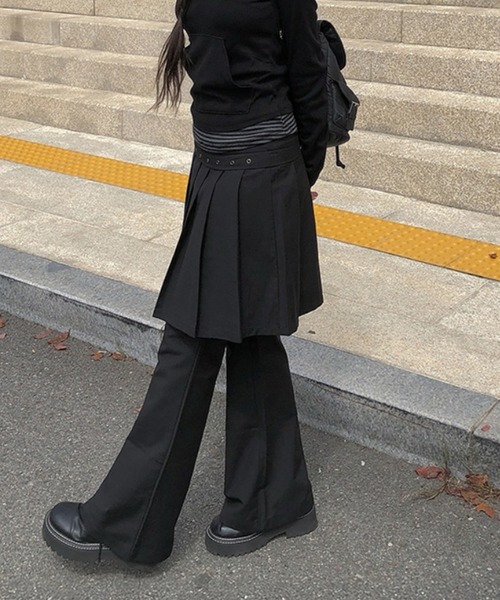 LYEON(リヨン)の「アイレットデザインレイヤードプリーツスカートフレアパンツ(その他パンツ・レディース・チャコールグレー/ブラウン/ブラック・FREE)」の19枚目の写真