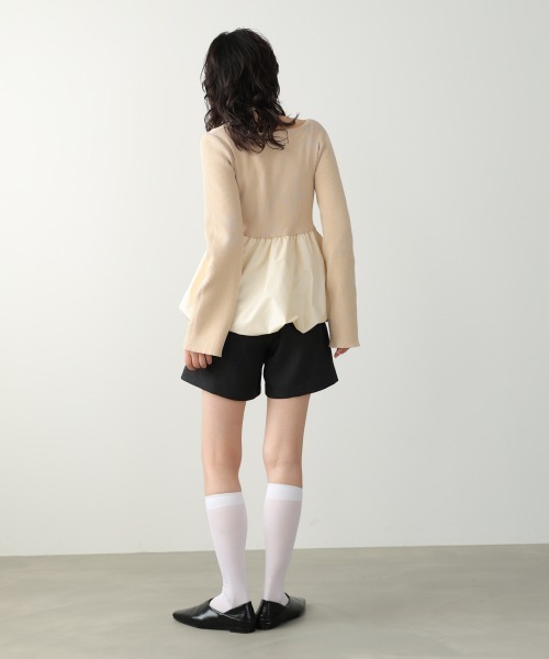 Bab(バブ)の「リボンネックペプラムバルーンニットトップス(Tシャツ/カットソー・レディース・ベージュ/アイボリー/ブラック・FREE)」の16枚目の写真