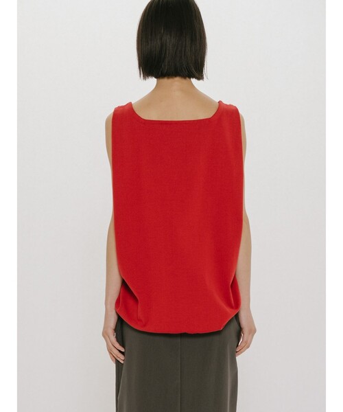 MIDIUMISOLID(ミディウミソリッド)の「MIDIUMISOLID for Ladies タックノースリーブワイドベスト(ベスト・レディース・ベージュ/レッド/ブラック・FREE)」の12枚目の写真