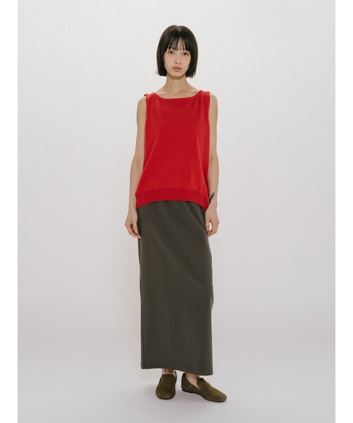 MIDIUMISOLID(ミディウミソリッド)の「MIDIUMISOLID for Ladies タックノースリーブワイドベスト(ベスト・レディース・ベージュ/レッド/ブラック・FREE)」の13枚目の写真