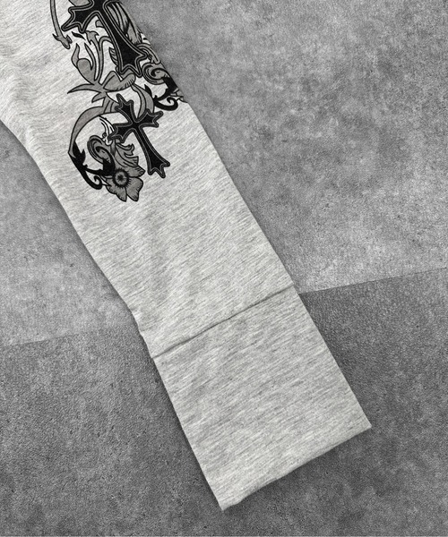 jiasecond.(ジアセカンド)の「【jiasecond.】クロスデザインカットソー / トップス カットソー Tシャツ 長袖 ラインストーン クロス グレー ZOZOTOWN限定(Tシャツ/カットソー・レディース・グレー・FREE)」の22枚目の写真