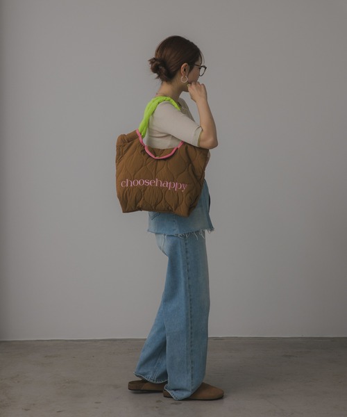 210nouve(トゥージュヌーブ)の「バイカラー ロゴ 刺繍 キルティング 2WAY トートバッグ(トートバッグ・レディース・ブラック/ブラウン/アイボリー・FREE)」の11枚目の写真