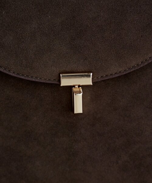DISCOAT(ディスコート)の「【Noka】金具使いフラップショルダー(ショルダーバッグ・レディース・ブラウン/ブラック・FREE)」の14枚目の写真