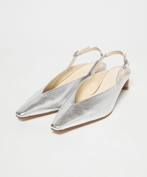 ODETTE E ODILE(オデットエオディール)の「センターシームバックベルト パンプス40↓↑(パンプス・レディース・シルバー/ブラック/ブラウン・23.5cm/23cm/22.5cm/22cm/25cm/24.5cm/24cm)」の11枚目の写真