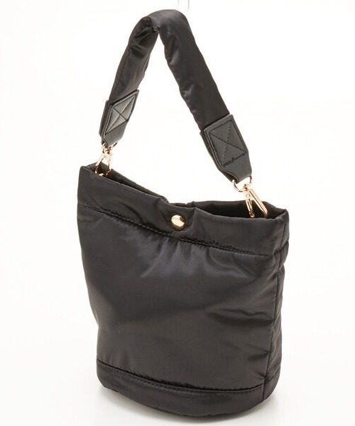 CACHELLIE(カシェリエ)の「NYLON BONDING 2WAY TOTE(ショルダーバッグ・レディース・グレー/ブラック/カーキ・FREE)」の5枚目の写真