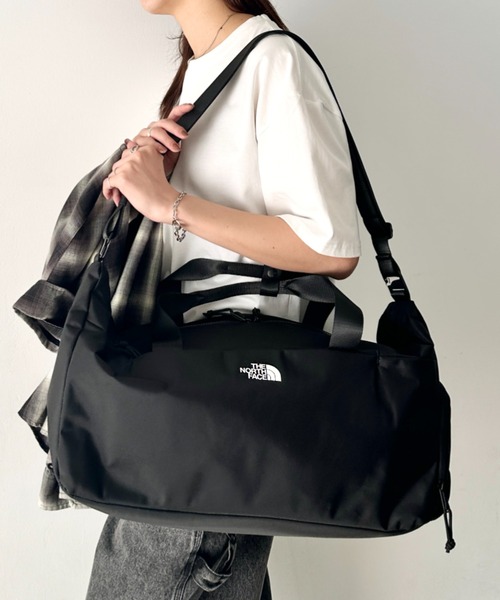 THE NORTH FACE(ザノースフェイス)の「THE NORTH FACE(ザ・ノースフェイス)/2WAY 大容量 ショルダー ボストン トラベル ダッフルバッグ ロゴプリント/SP DUFFLE BAG M(ボストンバッグ・レディース・ブラウン/ブラック・FREE)」の14枚目の写真