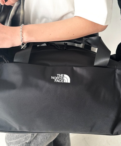 THE NORTH FACE(ザノースフェイス)の「THE NORTH FACE(ザ・ノースフェイス)/2WAY 大容量 ショルダー ボストン トラベル ダッフルバッグ ロゴプリント/SP DUFFLE BAG M(ボストンバッグ・レディース・ブラウン/ブラック・FREE)」の15枚目の写真