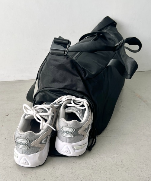 THE NORTH FACE(ザノースフェイス)の「THE NORTH FACE(ザ・ノースフェイス)/2WAY 大容量 ショルダー ボストン トラベル ダッフルバッグ ロゴプリント/SP DUFFLE BAG M(ボストンバッグ・レディース・ブラウン/ブラック・FREE)」の10枚目の写真