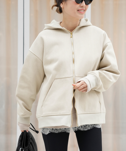 CALUX(キャラクス)の「CALUX フーディー(パーカー・レディース・ベージュ/チャコールグレー・FREE)」の12枚目の写真