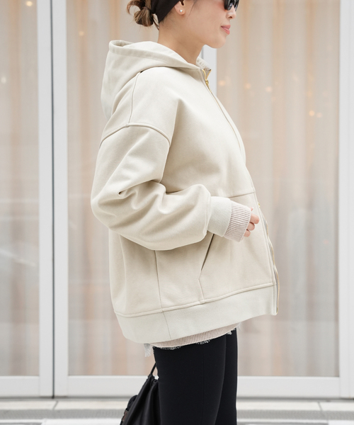 CALUX(キャラクス)の「CALUX フーディー(パーカー・レディース・ベージュ/チャコールグレー・FREE)」の15枚目の写真