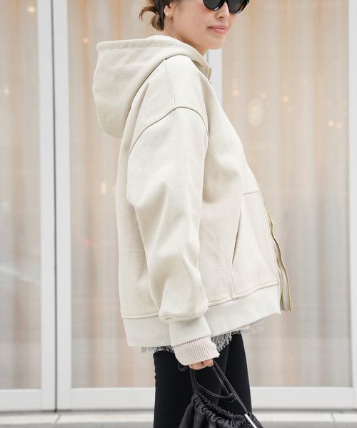 CALUX(キャラクス)の「CALUX フーディー(パーカー・レディース・ベージュ/チャコールグレー・FREE)」の16枚目の写真