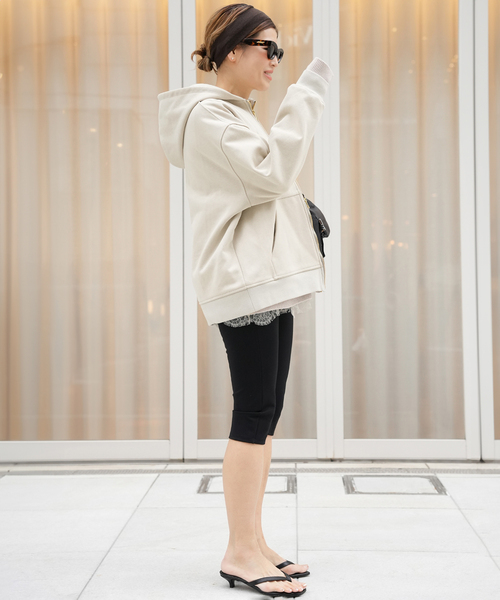 CALUX(キャラクス)の「CALUX フーディー(パーカー・レディース・ベージュ/チャコールグレー・FREE)」の18枚目の写真