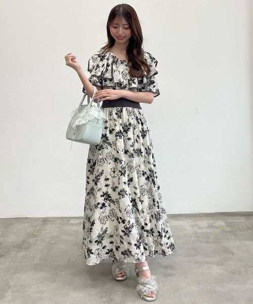 MAJESTIC LEGON(マジェスティックレゴン)の「ダブルカラーコルセットワンピース(ワンピース・レディース・ピンク系その他2/グレー系その他/ブラック/ベージュ系その他2/ブラック系その他/ホワイト系その他2・SMALL/X-SMALL/LARGE/MEDIUM)」の10枚目の写真