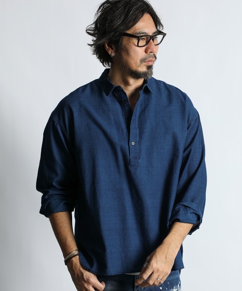 The DUFFER of ST.GEORGE(ザダファーオブセントジョージ)の「SHEER DENIM SHORT COLLAR PO SHIRT:ショートカラー シアー デニムシャツ(シャツ/ブラウス・メンズ・インディゴブルー・MEDIUM/X-LARGE/LARGE/SMALL)」の2枚目の写真