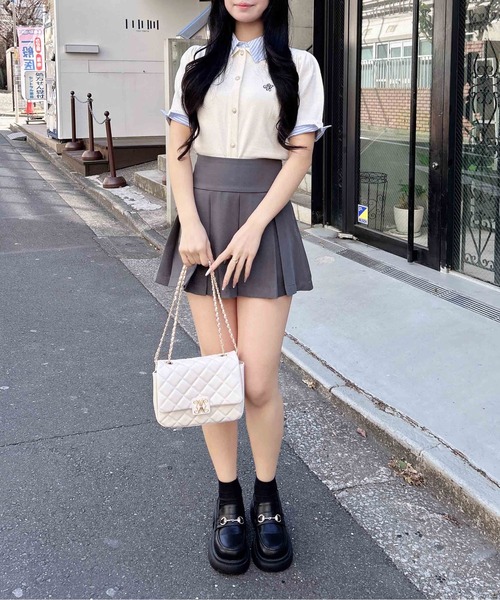 INGNI（イング）の「Wカラー配色半袖ポロニット（ニット/セーター・レディース・ネイビー系8/グレー系8/ホワイト系その他4・M）」の18枚目の写真