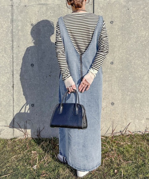 CURA CLOSET（キュラ クローゼット）の「【loverara.loverara コラボ】【セットアップ対応】デニムジャンパースカート/スタイルアップ/体型カバー（ジャンパースカート・レディース・ブルー/ライトブルー/ブラック系・C/フリー）」の7枚目の写真