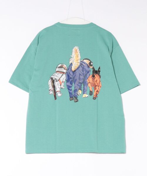 CORISCO(コリスコ)の「スペースアニマル柄TEE(M1)(Tシャツ/カットソー・メンズ・ブラック系1/グレー系1/グリーン系2/ダークグリーン系2/ピンク系2/ブルー系1/ダークグリーン系1/ピンク系1/キナリ/オートミール/グレー系2/ホワイト系1/ブルー系2/グリーン系1/ブラック系2/ホワイト系2・MEDIUM/X-LARGE/LARGE)」の19枚目の写真