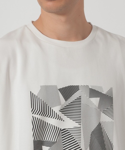 LAKOLE（ラコレ）の「幾何学プリントスムースT / 654133（Tシャツ/カットソー・メンズ・ブラック/ホワイト・MEDIUM/LARGE）」の7枚目の写真