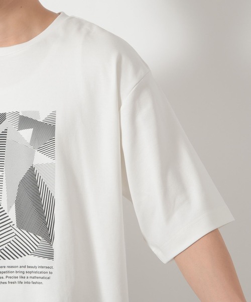 LAKOLE（ラコレ）の「幾何学プリントスムースT / 654133（Tシャツ/カットソー・メンズ・ブラック/ホワイト・MEDIUM/LARGE）」の8枚目の写真