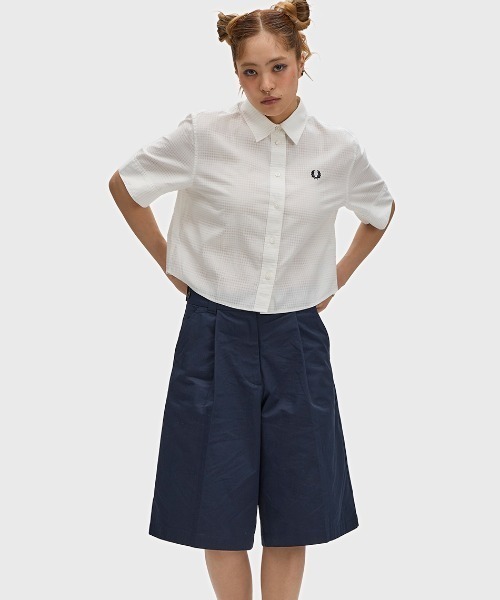 FRED PERRY(フレッドペリー)の「Open Weave Chequerboard Shirt/オープンウィーブチェッカーボードシャツ(シャツ/ブラウス・レディース・ホワイト・10)」の2枚目の写真