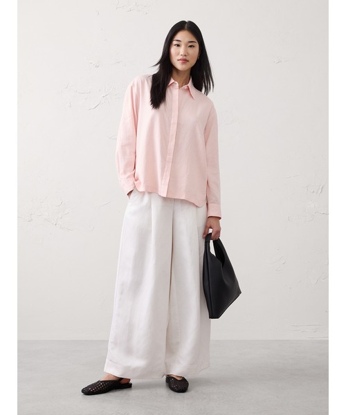BANANA REPUBLIC FACTORY STORE(バナナリパブリック ファクトリーストア)の「BANANA REPUBLIC FACTORY STORE 日本限定 オーバーサイズ リネンシャツ(シャツ/ブラウス・レディース・ベージュ/ベージュ系その他/ホワイト/グリーン/ネイビー/ピンク・M/S/L/XS)」の22枚目の写真