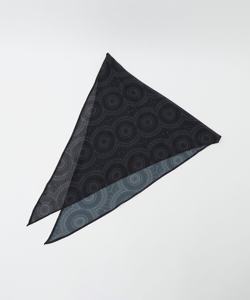 UNITED ARROWS(ユナイテッドアローズ)の「プリント スカーフ(ストール/ショール・メンズ・その他5/その他2/その他6/その他4/その他1/ケリーグリーン/ベージュ/ダークブラウン/ブラック/その他3・FREE)」の6枚目の写真