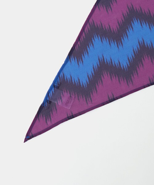 UNITED ARROWS(ユナイテッドアローズ)の「プリント スカーフ(ストール/ショール・メンズ・その他5/その他2/その他6/その他4/その他1/ケリーグリーン/ベージュ/ダークブラウン/ブラック/その他3・FREE)」の11枚目の写真