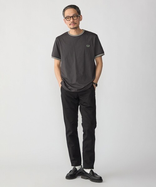 SHIPS(シップス)の「FRED PERRY: M1588V_TWIN TIPPED(Tシャツ/カットソー・メンズ・ブラック/コバルトブルー/ダークグレー・SMALL/MEDIUM/LARGE/X-LARGE)」の6枚目の写真