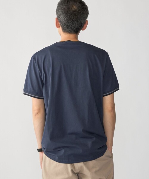 SHIPS(シップス)の「FRED PERRY: M1588V_TWIN TIPPED(Tシャツ/カットソー・メンズ・ブラック/コバルトブルー/ダークグレー・SMALL/MEDIUM/LARGE/X-LARGE)」の13枚目の写真