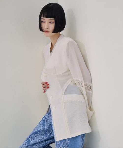 FETICO（フェティコ）の「【FETICO/フェティコ】《STUDIOUS別注》別注 LACE-PANELED JACKET/レースパネルドジャケット/シャツジャケット（ノーカラージャケット・レディース・ブラック/アイボリー・36/38）」の6枚目の写真