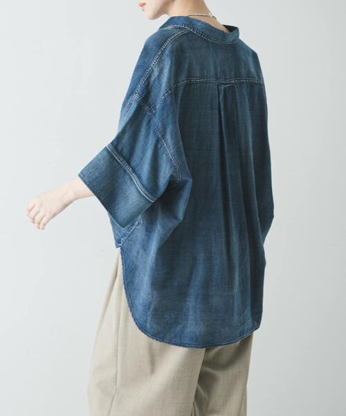 URBAN RESEARCH（アーバンリサーチ）の「ハーフスリーブシアーデニムシャツ（シャツ/ブラウス・レディース・ブルー/ブルー系その他・FREE）」の5枚目の写真