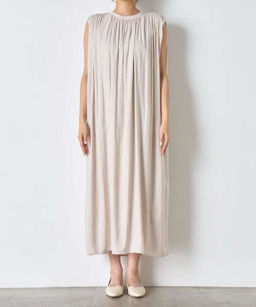 Jena espace merveilleux（ジェナ　エスパスメルヴェイユ）の「ベルト付きギャザーワンピ（ワンピース・レディース・ブラック/チャコールグレー/アイボリー・FREE）」の17枚目の写真