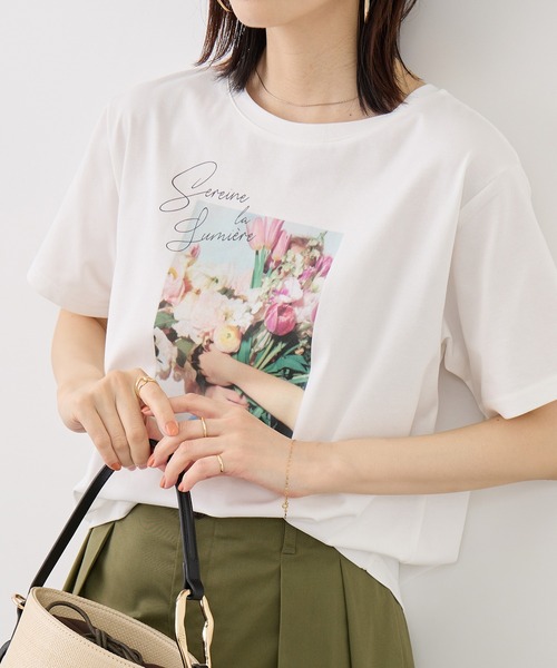 ROPE' PICNIC(ロペピクニック)の「RENUロゴ&フォトアソートプリントTシャツ/UVカット・接触冷感・イージーケア(Tシャツ/カットソー・レディース・ホワイト系その他/ホワイト/ホワイト系その他2/ホワイト系その他3・FREE)」の1枚目の写真