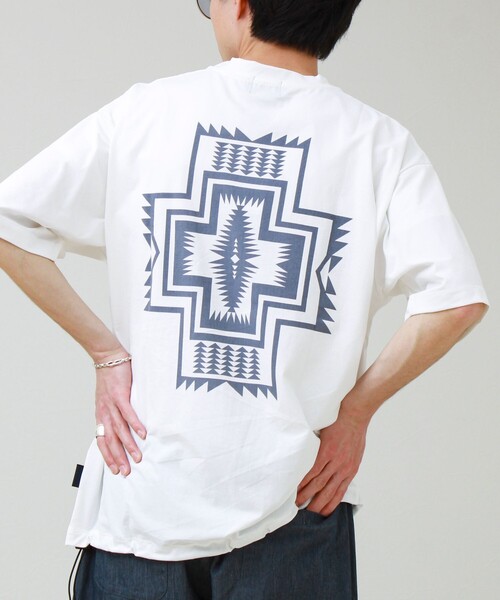PENDLETON(ペンドルトン)の「【PENDLETON/ペンドルトン】CALCULO×SOLOTEX Tee(Tシャツ/カットソー・メンズ・サックスブルー/サーモンピンク/ブラック/オフホワイト・L/M)」の2枚目の写真