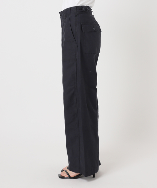 U by SPICK&SPAN(ユーバイスピックアンドスパン)の「コットンリネンバレルレッグルーズベイカーパンツ(カーゴパンツ・レディース・ベージュ/ネイビー/カーキ・38/36)」の22枚目の写真