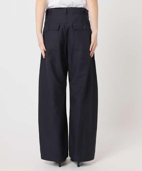 U by SPICK&SPAN(ユーバイスピックアンドスパン)の「コットンリネンバレルレッグルーズベイカーパンツ(カーゴパンツ・レディース・ベージュ/ネイビー/カーキ・38/36)」の21枚目の写真