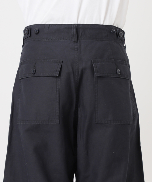 U by SPICK&SPAN(ユーバイスピックアンドスパン)の「コットンリネンバレルレッグルーズベイカーパンツ(カーゴパンツ・レディース・ベージュ/ネイビー/カーキ・38/36)」の18枚目の写真