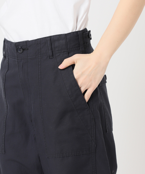 U by SPICK&SPAN(ユーバイスピックアンドスパン)の「コットンリネンバレルレッグルーズベイカーパンツ(カーゴパンツ・レディース・ベージュ/ネイビー/カーキ・38/36)」の17枚目の写真