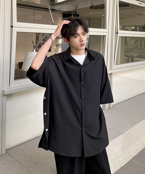 WESTBOY(ウエストボーイ)の「Y2K サイドボタン オーバーサイズシャツ WO26S8TP02(シャツ/ブラウス・メンズ・ブラック・FREE)」の3枚目の写真