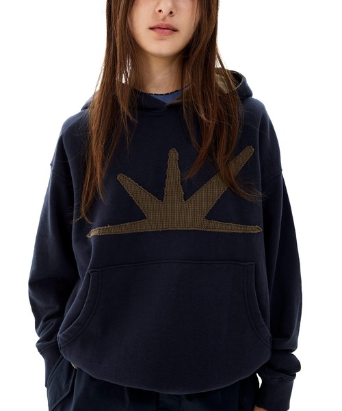 SUNLOVE(サンラブ)の「Daybreak Hoodie(パーカー・レディース・ブラウン/グリーン/チャコール/ネイビー/イエロー・S/M/L/XL)」の2枚目の写真