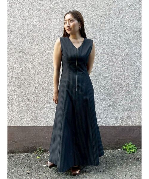 LAGUNAMOON(ラグナムーン)の「フロントZIPミックスカラーワンピース 【夏服】【オフィスカジュアル】(ワンピース・レディース・ブラック/アイボリー/ライトグリーン・MEDIUM/SMALL)」の13枚目の写真