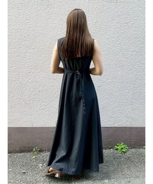 LAGUNAMOON(ラグナムーン)の「フロントZIPミックスカラーワンピース 【夏服】【オフィスカジュアル】(ワンピース・レディース・ブラック/アイボリー/ライトグリーン・MEDIUM/SMALL)」の14枚目の写真