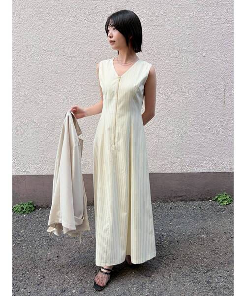 LAGUNAMOON(ラグナムーン)の「フロントZIPミックスカラーワンピース 【夏服】【オフィスカジュアル】(ワンピース・レディース・ブラック/アイボリー/ライトグリーン・MEDIUM/SMALL)」の17枚目の写真