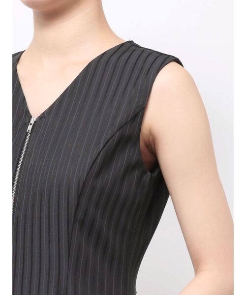 LAGUNAMOON（ラグナムーン）の「フロントZIPミックスカラーワンピース 【夏服】（ワンピース・レディース・ブラック/アイボリー/ライトグリーン・MEDIUM/SMALL）」の7枚目の写真