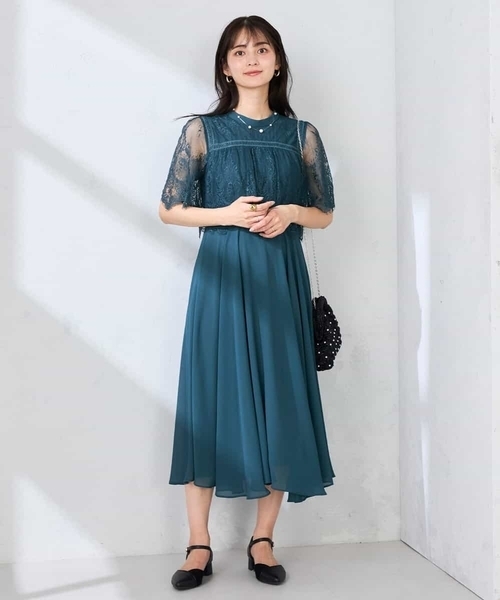 a.v.v(アーヴェヴェ)の「【結婚式/お呼ばれに】レースドッキングワンピース(ワンピース・レディース・ネイビー/ピンク/グリーン・38/36/40)」の9枚目の写真
