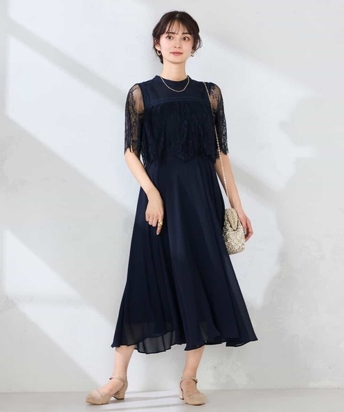 a.v.v(アーヴェヴェ)の「【結婚式/お呼ばれに】レースドッキングワンピース(ワンピース・レディース・ネイビー/ピンク/グリーン・38/36/40)」の12枚目の写真